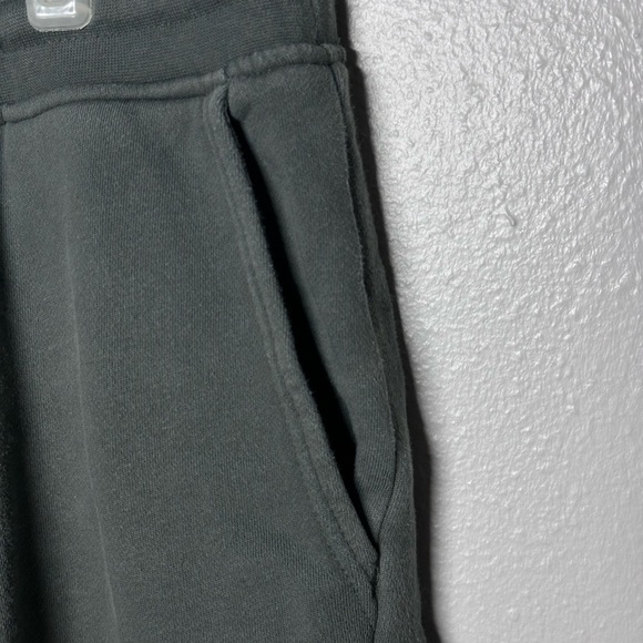 Banana Republic Men Green Shorts SweatShorts size L‎ - Picture 4 of 6